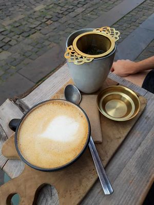 The service was really nice and they paid a lot of attention at Little Local in Svendborg