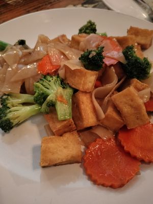 Pad See Ew tofu at Thai Chili in Ouray