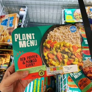 Red pepper & mango curry.  at ALDI in Loughborough