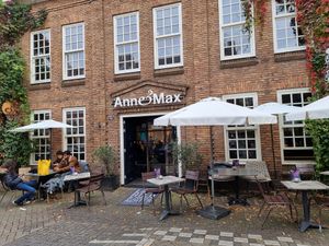 Front with outdoor seating at Anne&Max in Eindhoven