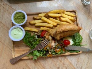 Vegan banana blossom ‘fish’, the salad was also delicious with tiny picked onions 🧅   at Beryl's  in Deventer