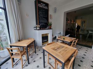 Interior, back at Den Olifant in Ypres