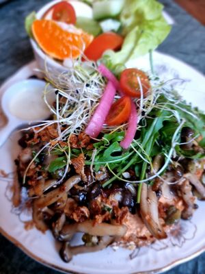 Hummus at Den Olifant in Ypres