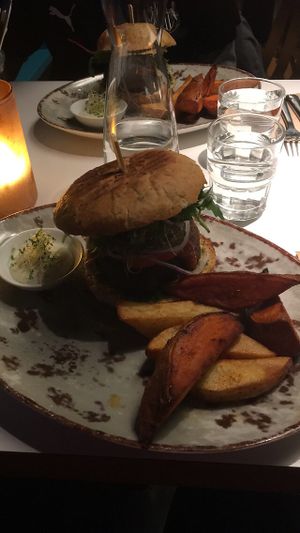 Smoky bean burgers with chunky wedges- lovely!  at Funky Fresh Cafe - DogA in Oslo