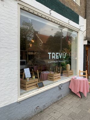 Entree  at Trevi's in Amsterdam