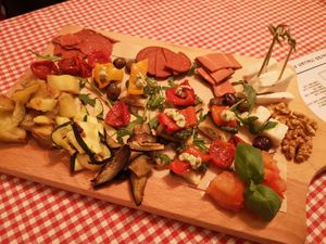 Apetizers mix to share at Trevi's in Amsterdam