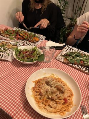 Pizzas - not cooked with the ricotta, it is squeezed on top after. Most veg toppings were raw    at Trevi's in Amsterdam