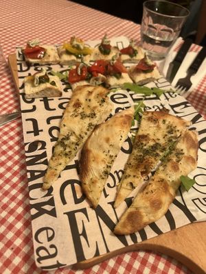 Bruschetta back and ‘focaccia' front   at Trevi's in Amsterdam