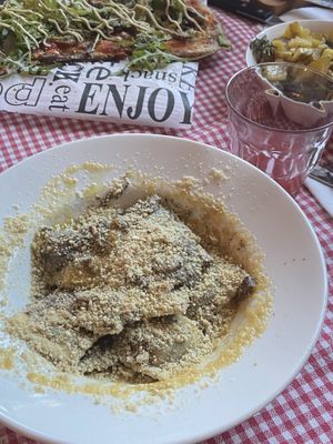 Truffle ravioli   at Trevi's in Amsterdam