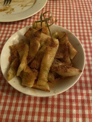 Cinnamon sticks: very good and warm. They’re a bit like pancakes, but firmer. at Trevi's in Amsterdam