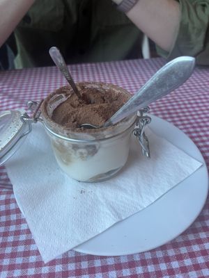 tiramisu  at Trevi's in Amsterdam