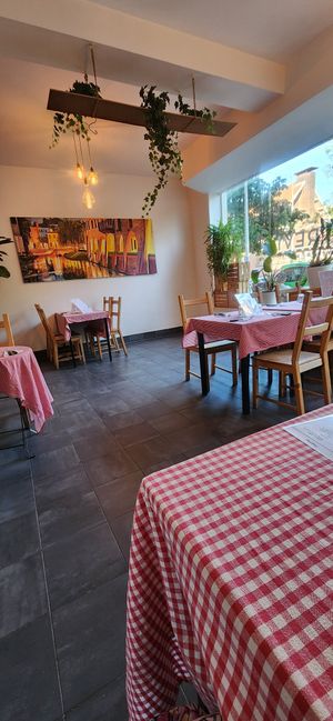  at Trevi's in Amsterdam