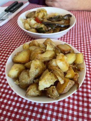 Potatoes  at Trevi's in Amsterdam