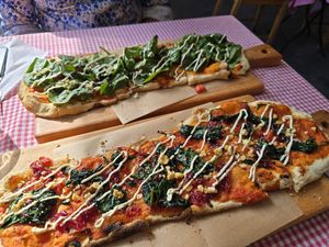 Pizza mona lisa and pesto ricotta at Trevi's in Amsterdam