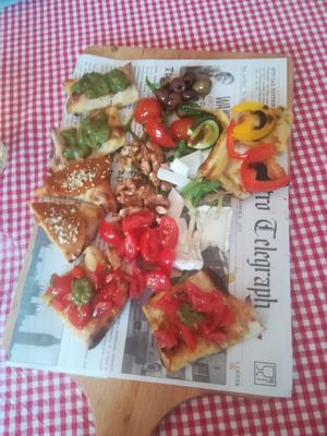 Shared platter at Trevi's in Amsterdam