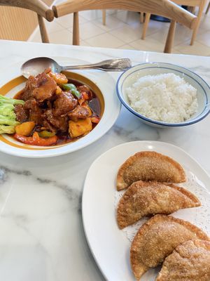 Mamak Chicken is a hidden gem! 10/10 at Mamak Vegan Kitchen in Chamblee