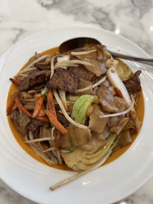 Beef chow ho fun- rice flat noodles with vegan beef, napa, carrot, bok choy, and beansprouts  at Mamak Vegan Kitchen in Chamblee