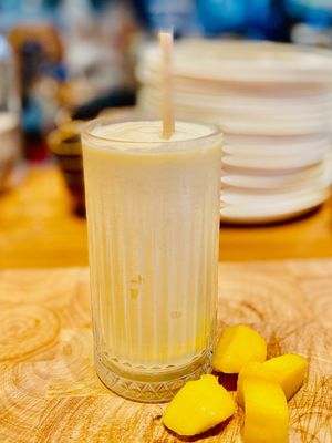 Creamy Mango Coconut Shake (23% fruit) at Vegan Bamboo Bar at Market 27 in Amsterdam