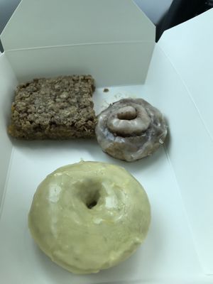 Peach bar, cinnamon roll, lemon poppy donut   at Plantyful Sweets in San Antonio