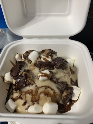 Fluffernutter  at Cinnaholic in San Antonio