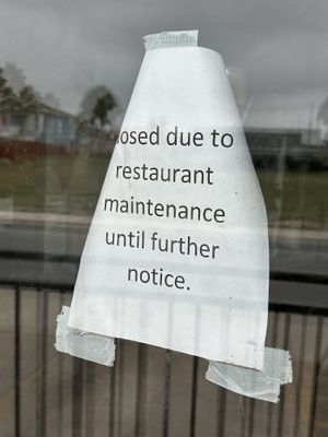 Closed as of 11/5/22. Not sure if they will be reopening    at BurgerFi in South Padre Island