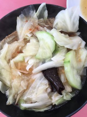 Rice dish with lots of vegetables and mushroom “meat"  at Míng Xiāng Yuán 名湘園蔬食燒烤 in Tainan