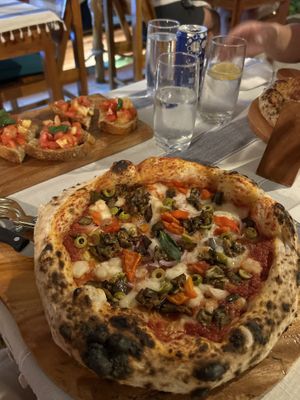 Vegan pizza and bruschetta   at Dolce Amore in San Juan Siquijor