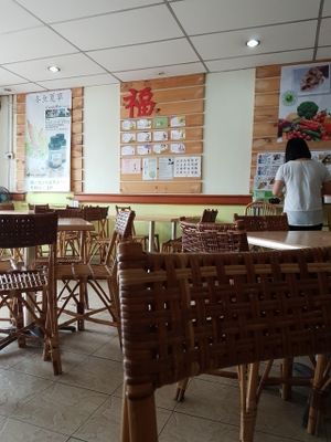 speciality - sushi Popiah  at Jing Si Vegetarian in Cheras