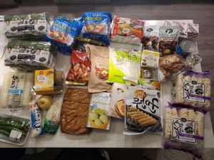 Nomm at HMart in Frederick