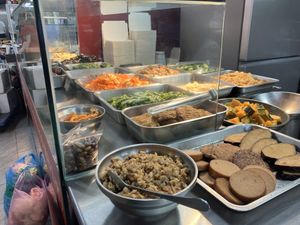 you can chose 4 ingredients   at LóngShān 龍山 in Taipei