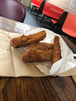 Chicken tenders at Evolution Fast Food in San Diego