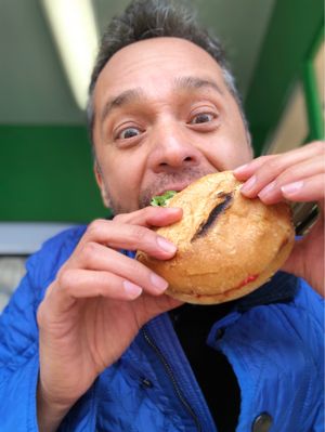 Esto esta delicioso  at Evolution Fast Food in San Diego