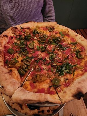 Pearl's Pick spicy vegan pizza at Pearl's in Lexington