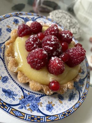 Tartelette framboise   at L'Insouciance in Wavre