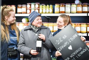 shop at deli.naturalnie in Wroclaw