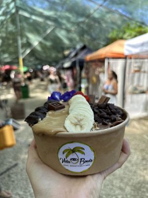 Açaí bowl - big enough for the whole family!  at Vida Bowls in Huacas