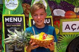 Piñalicious!  at Vida Bowls in Huacas