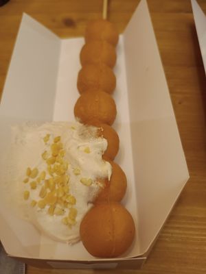 Bubble waffle with nut cream at NUTTEA - Soho in London