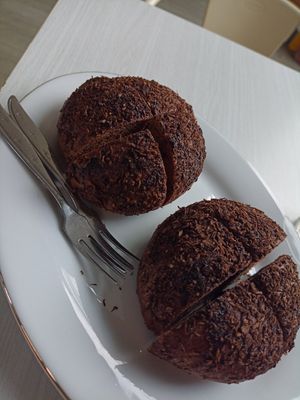 The chocolate bun with melted chocolate! 10k / a piece at LN Fortunate Coffee in 