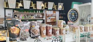 商品种类丰富 at LN Fortunate Coffee in 