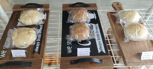 面包很讚 at LN Fortunate Coffee in 