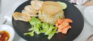 中式炒饭，味道正宗。 at LN Fortunate Coffee in 