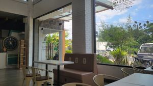  at LN Fortunate Coffee in 