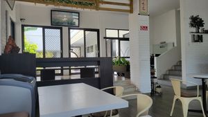  at LN Fortunate Coffee in 