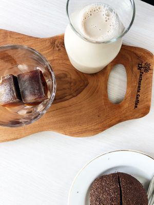 Casual elegant coffee  at LN Fortunate Coffee in 