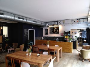 Isa Nebenan... at Isa Café und Eis in Flensburg