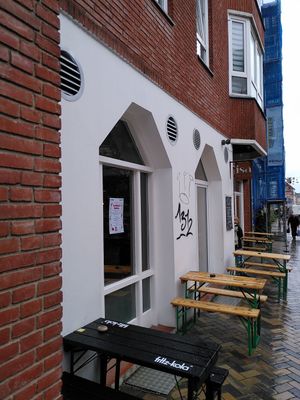 Aussenansicht bei trübem Wetter... at Isa Café und Eis in Flensburg