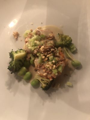 Fourth course / main course: roasted sweet potato, raw broccoli stem and roasted florets, cashew pieces and a sauce based on tom ka kai. This included a drink based on carrot and coconut milk but I don't have a photo of it.. at Kale & de Bril in Goes