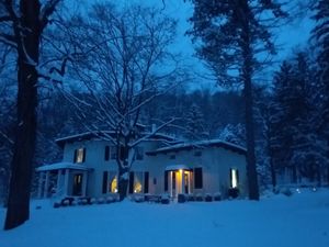 Beautiful twilight snow shot at Black Sheep Inn in Hammondsport
