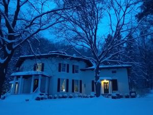 Twilight  at Black Sheep Inn in Hammondsport
